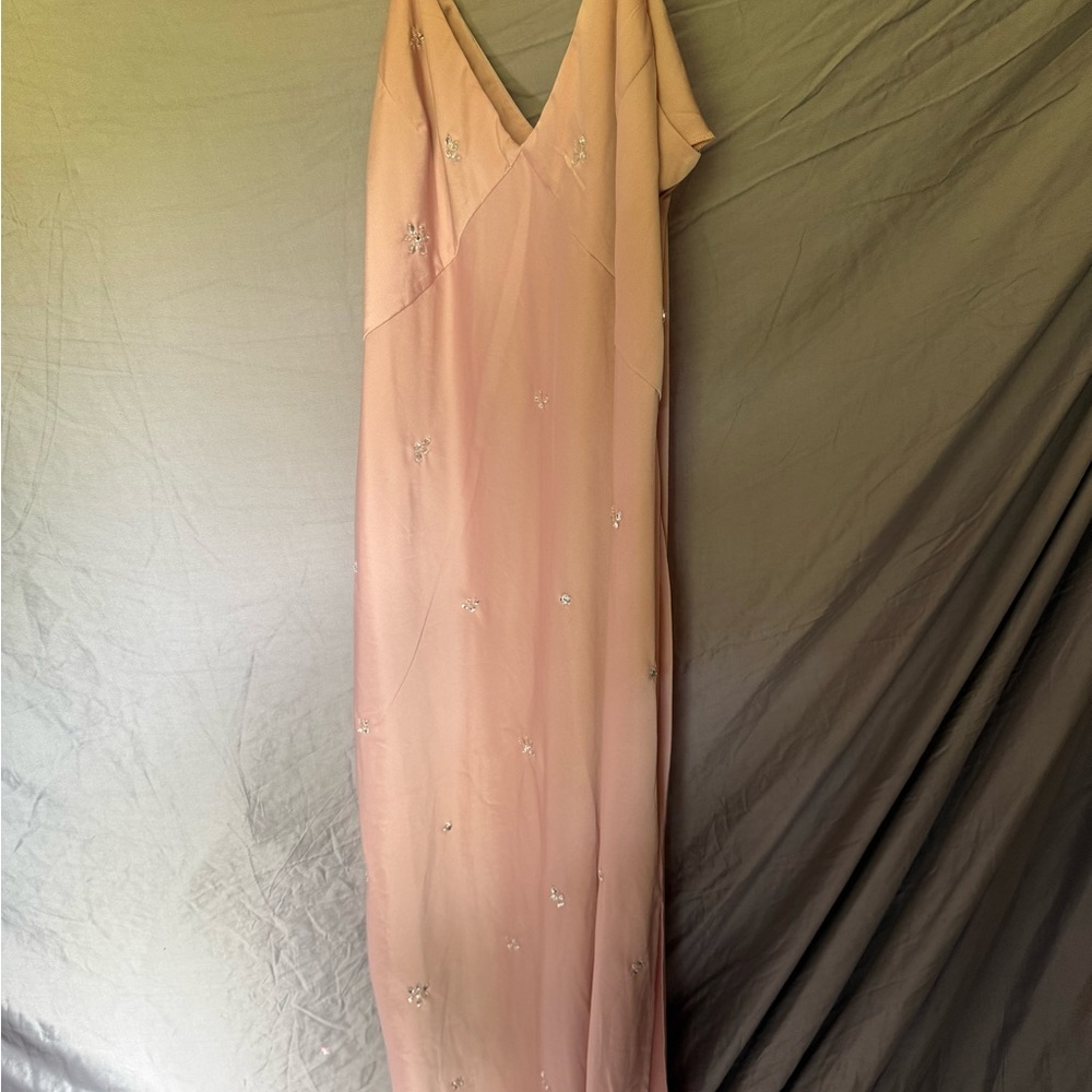Elegant Pink Evening Gown with Rhinestones